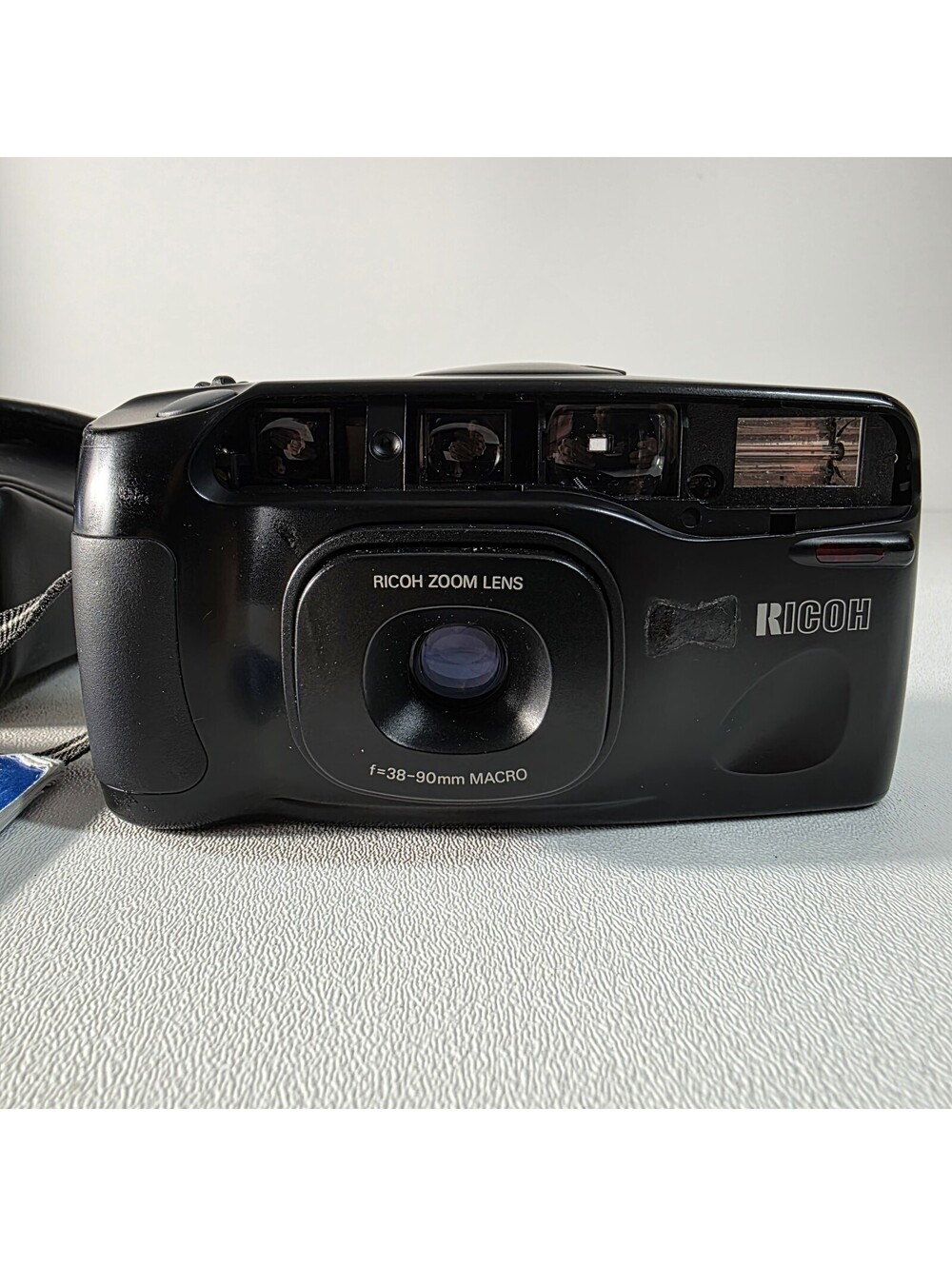 Ricoh Myport Zoom 90 Point&Shoot 35mm Film Camera Zoom Lens 38mm-90mm Read